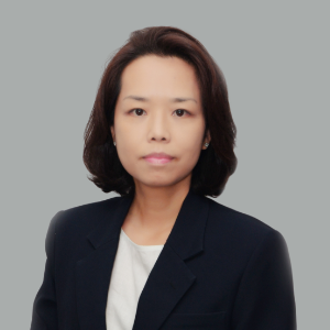 นางสุรสา ปุ่นอภิรัตน์