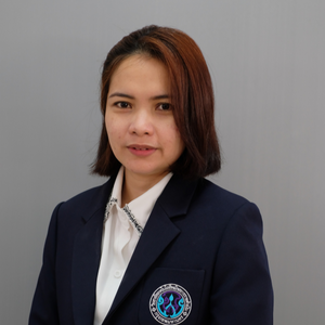 อาจารย์อัมพร พร้อมสรรพ